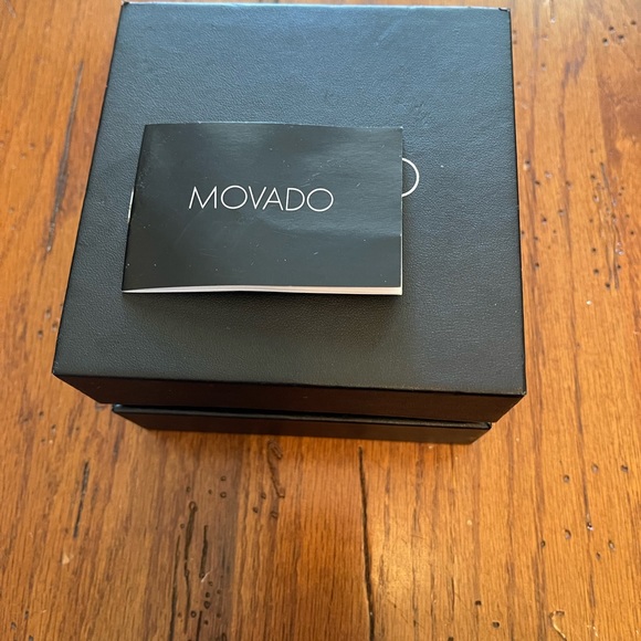 Movado brand watch. Brand new. Silver with a sapphire crystal. - Picture 4 of 6